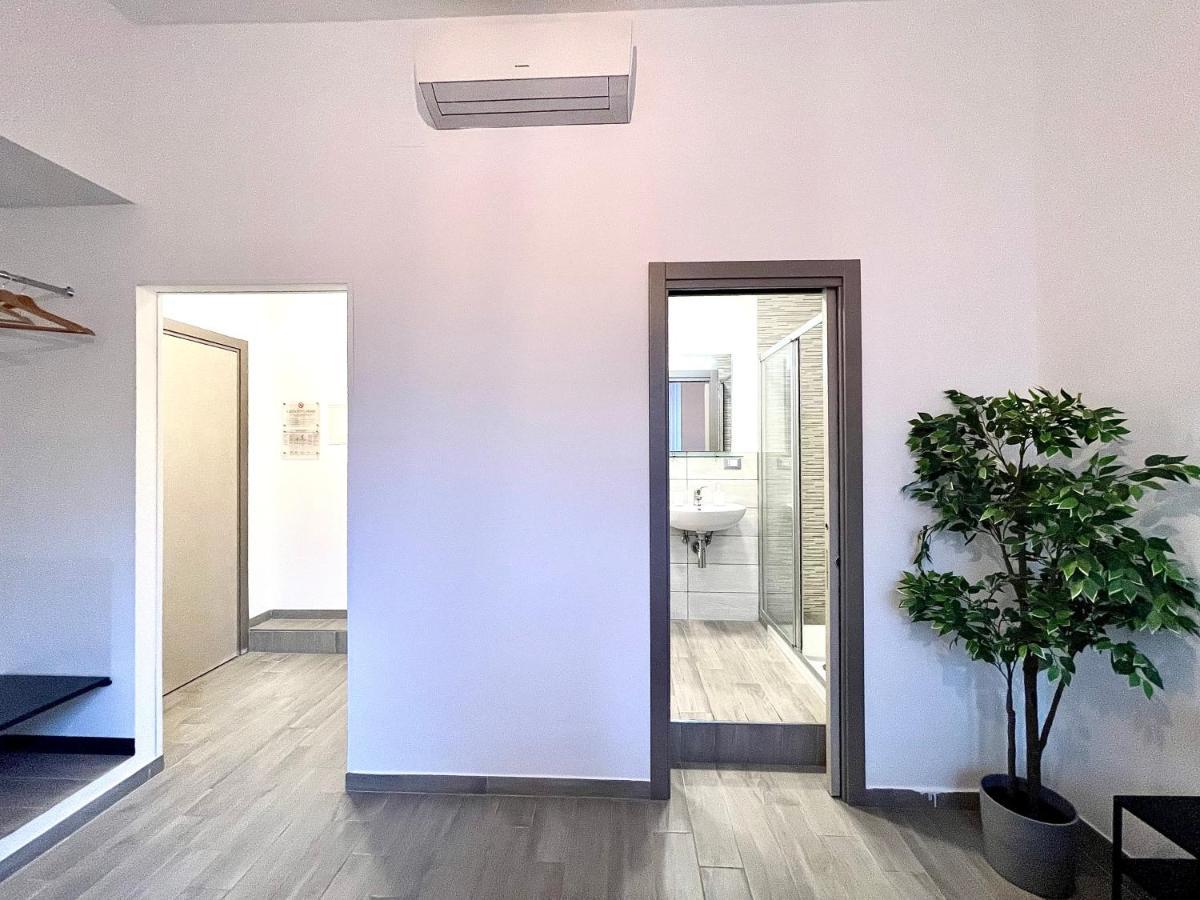 Colosseum Guest house