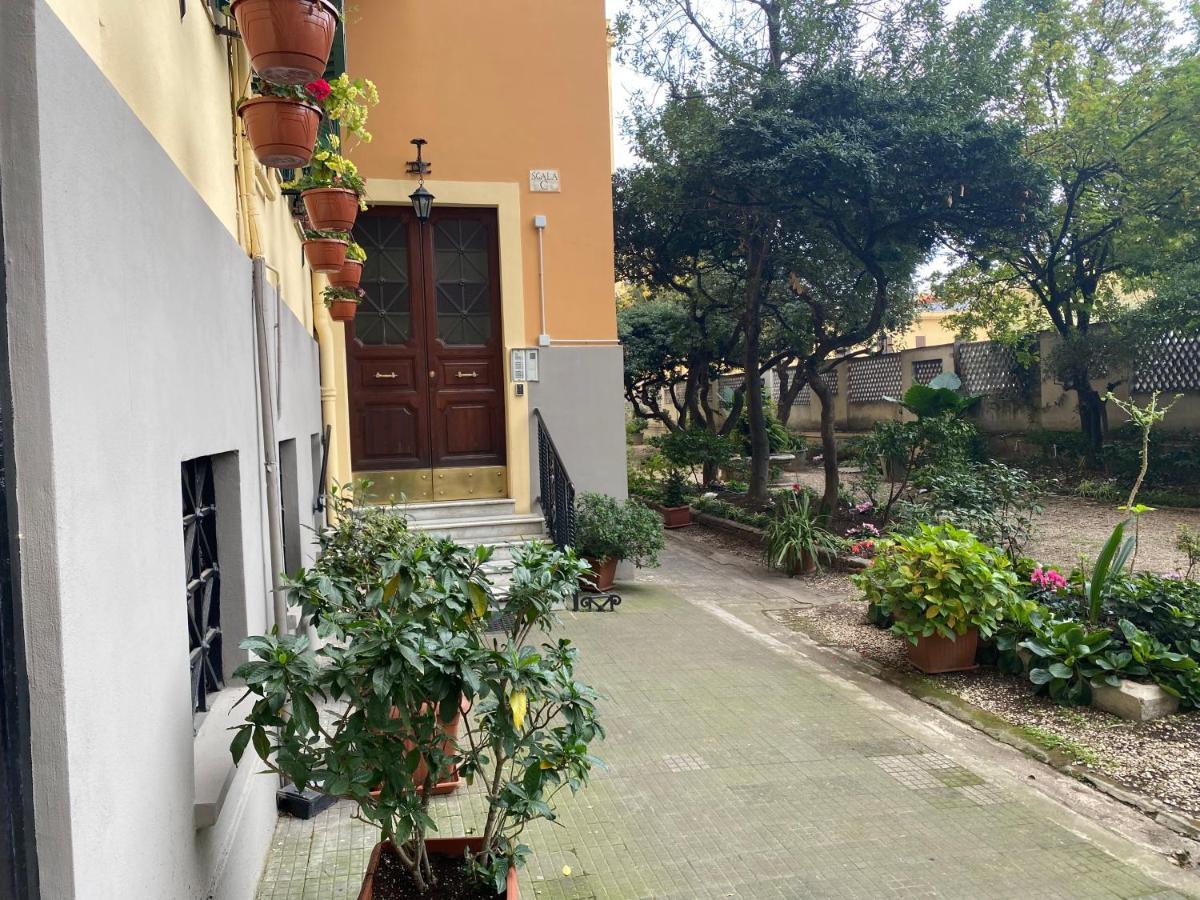La Rosa Di Roma1 Cozy Big In San Giovanni Homestay *