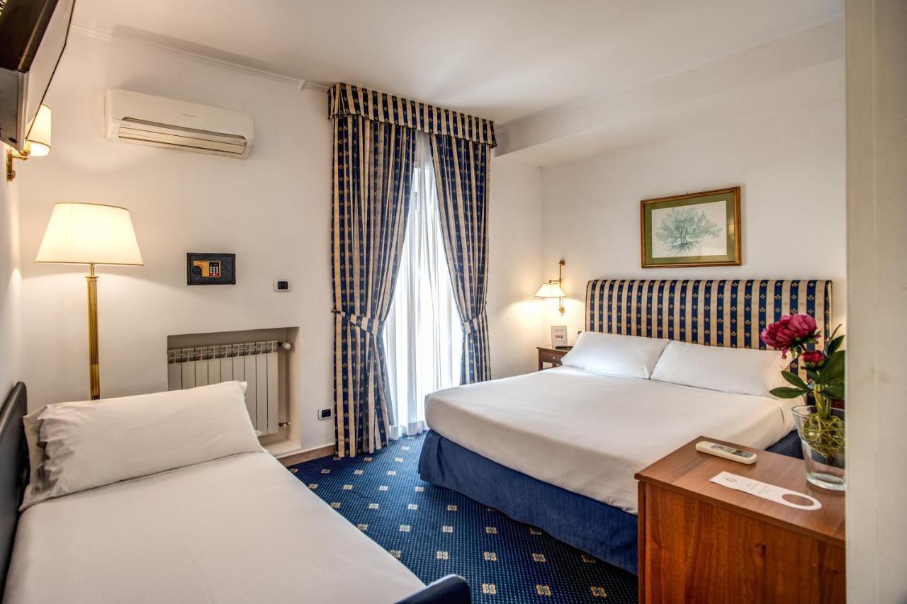 Napoleon 4* Rome