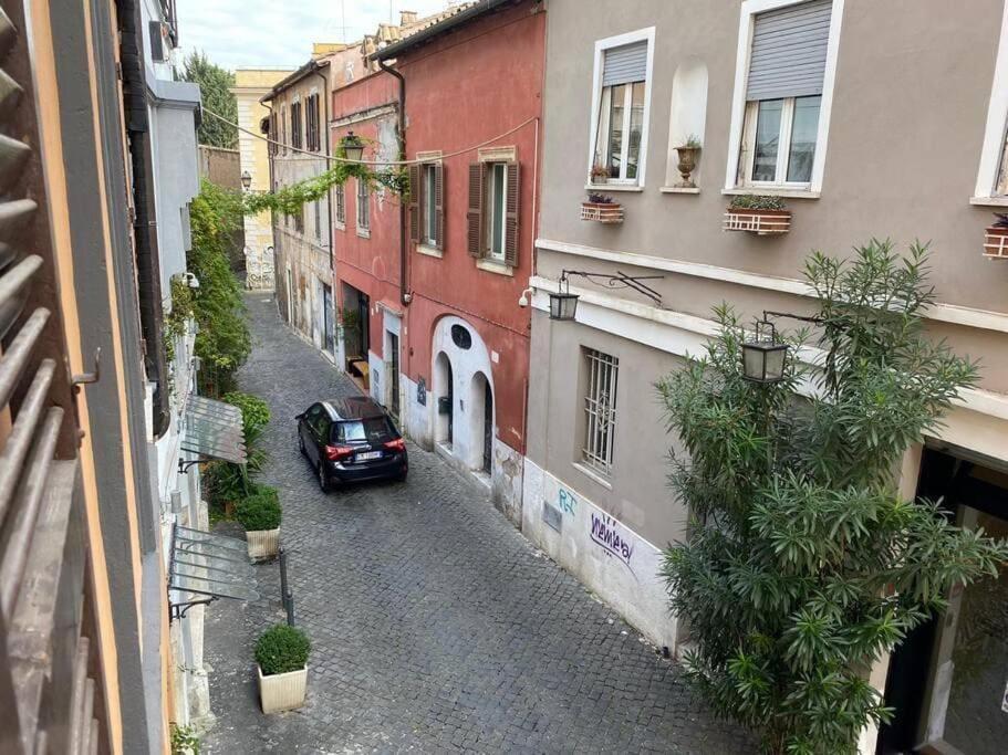 Flat - Piazza San Cosimato By Yourhost * Rome