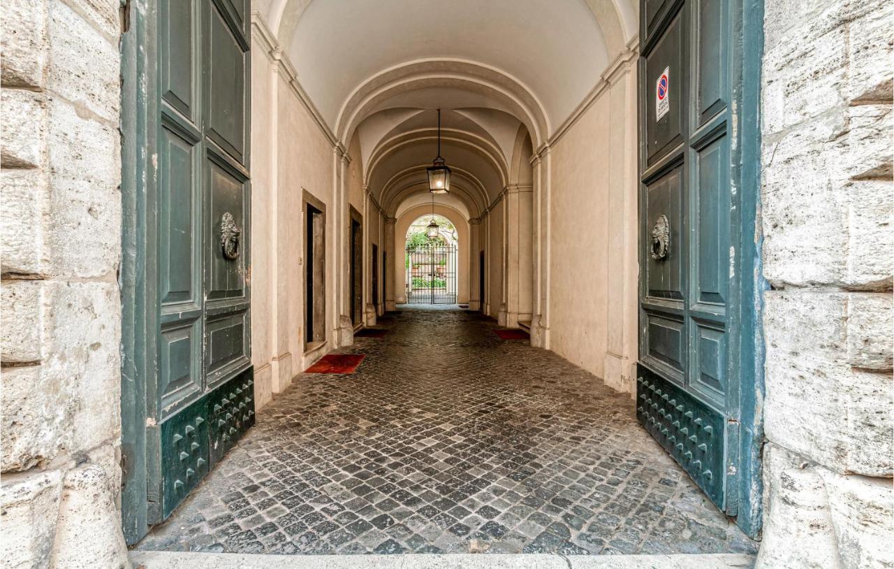 Apartment Amazing In With Wifi And 2 Bedrooms Rome