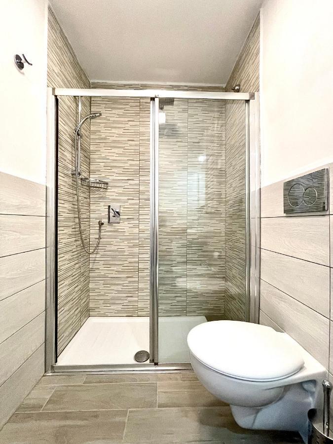 Colosseum Guest house