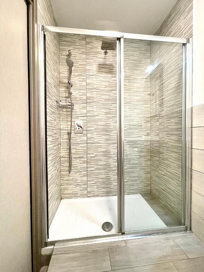 Colosseum Guest house