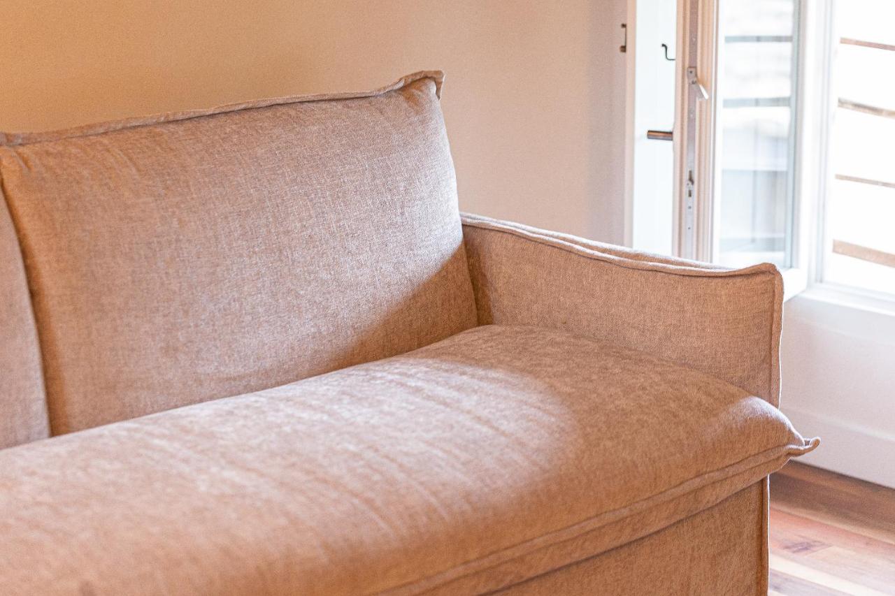 Coronari-rental In Apartment
