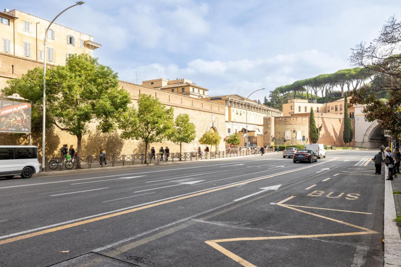 Apartment San Pietro View Point Elegante Rome
