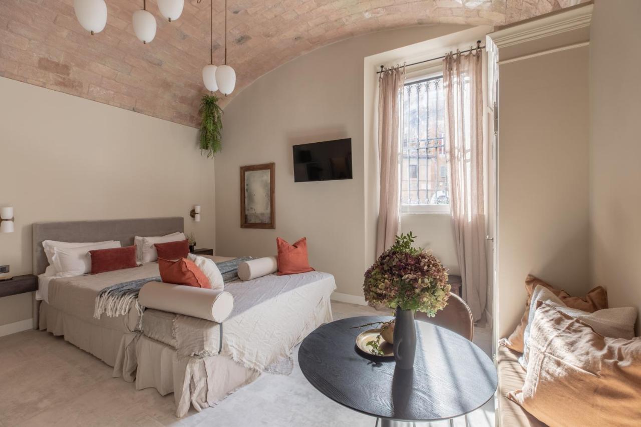 Iflat Luxury And In The Heart Of Trastevere Apartment Rome