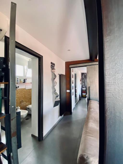 Industrial Loft Nella Periferia Di Apartment Rome