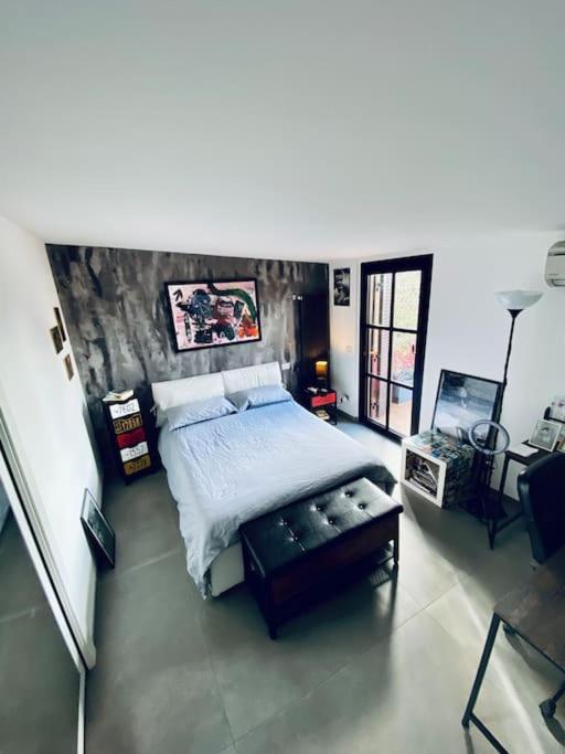 Industrial Loft Nella Periferia Di * Rome