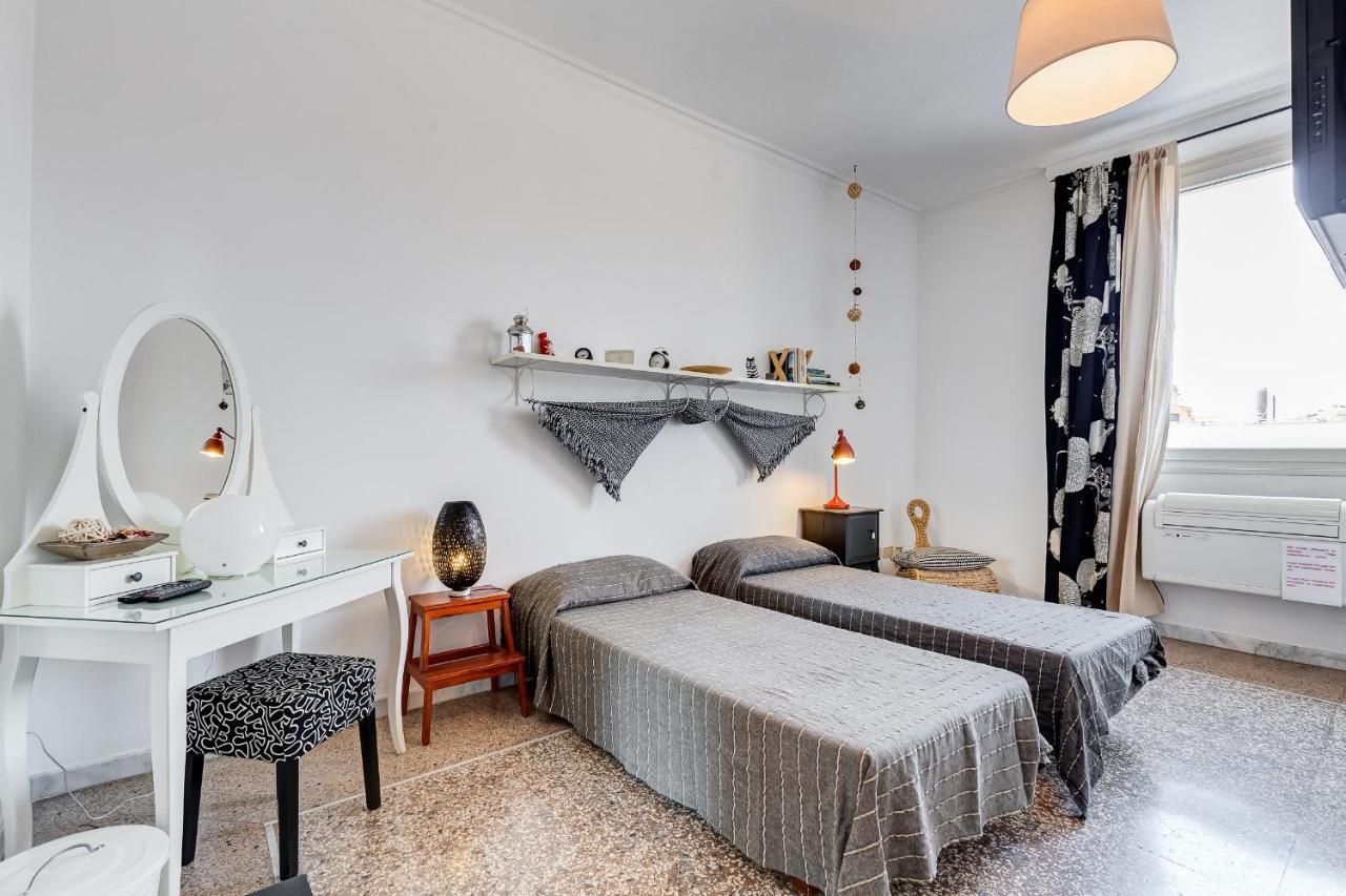 San Pietro 3 E Bagno In Camera Apartment *