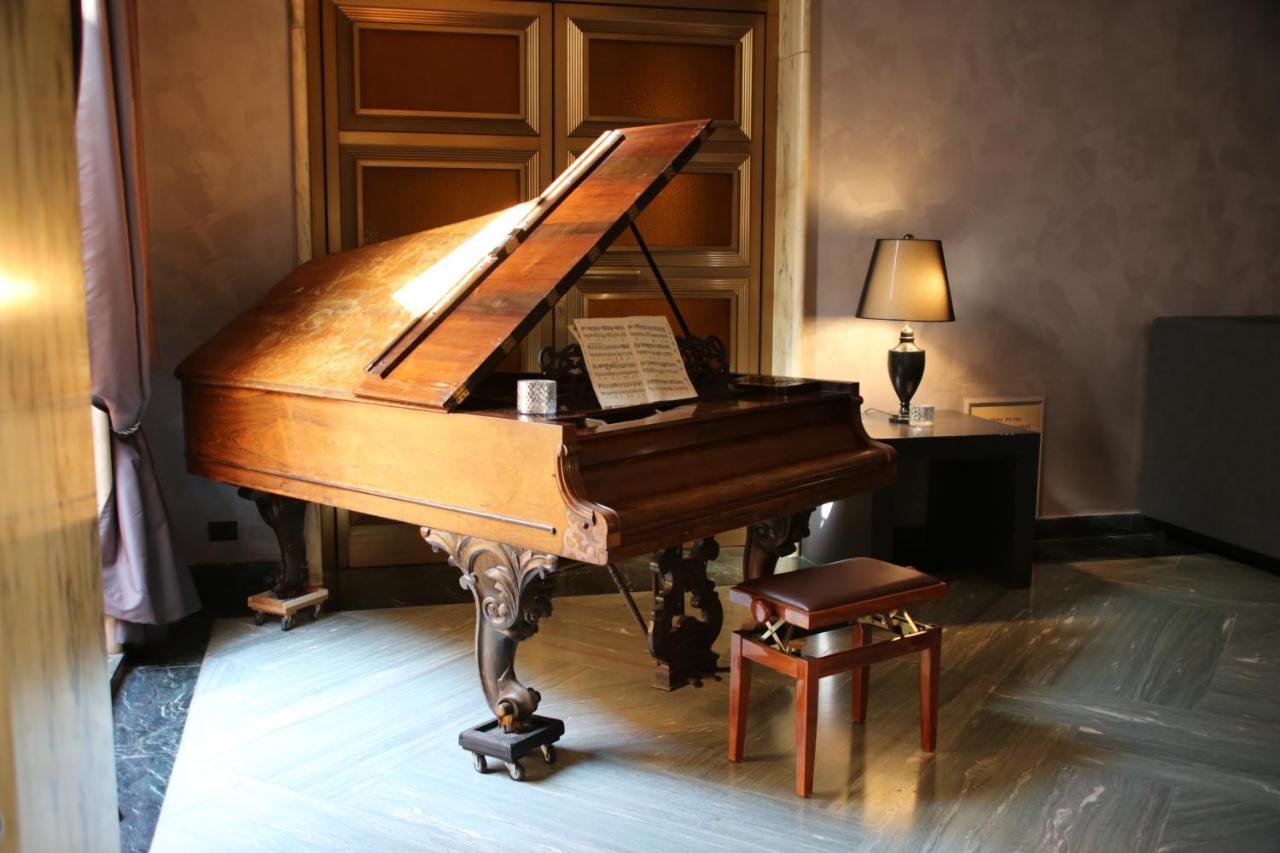 Th - Carpegna Palace 4* Rome