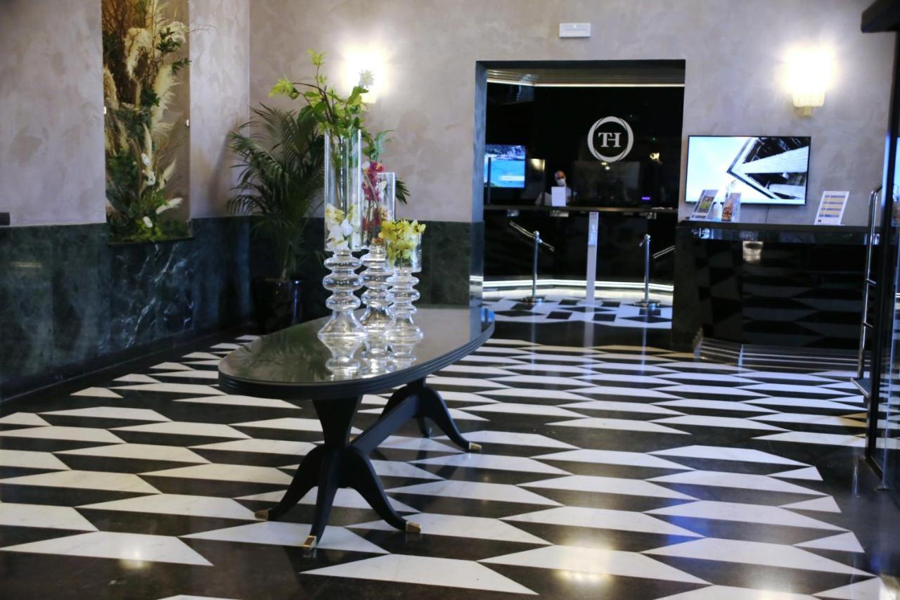 Th - Carpegna Palace Rome