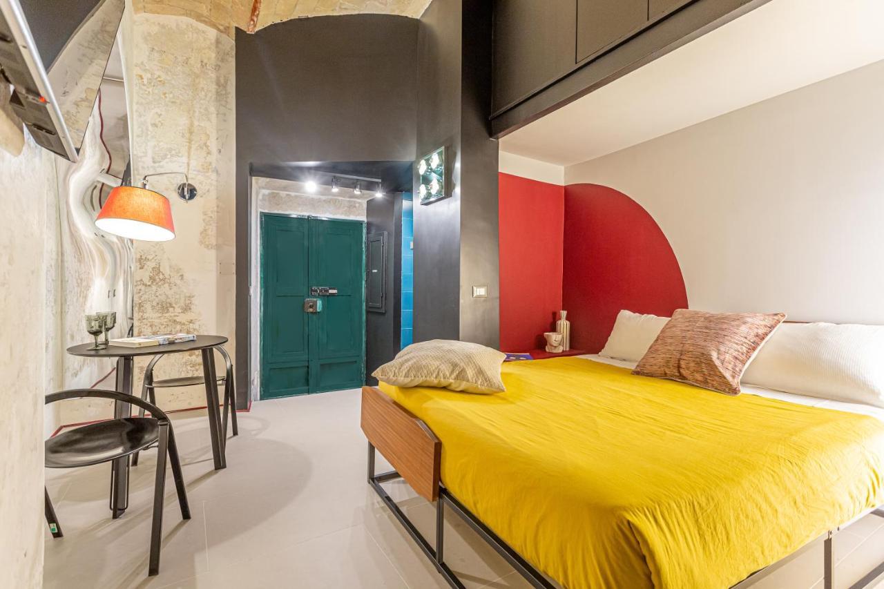 Ruins_design Loft 150 Mt From Colosseum Apartment Rome