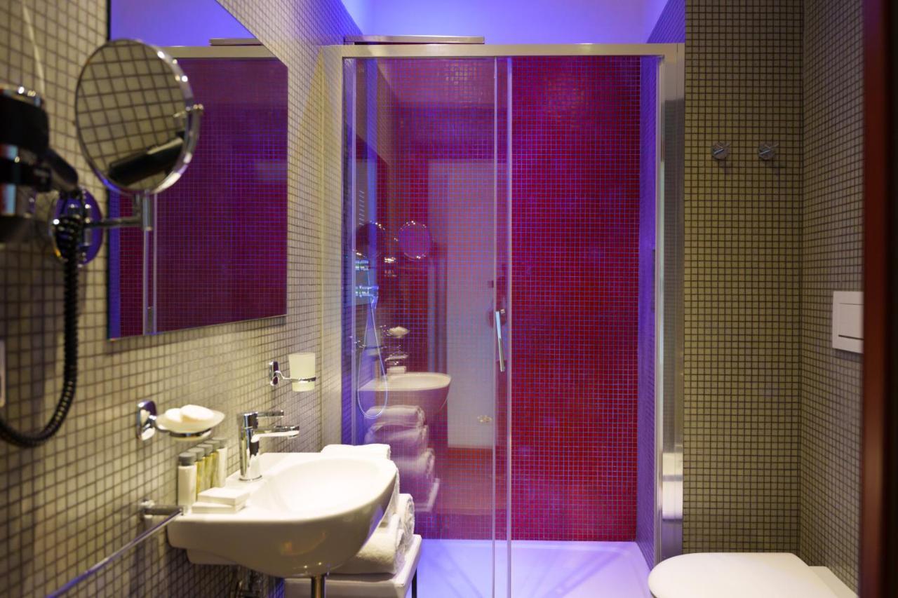 Hotel The Place 217 Rome