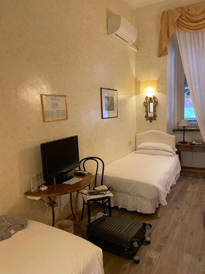 Hotel Fontana 3*