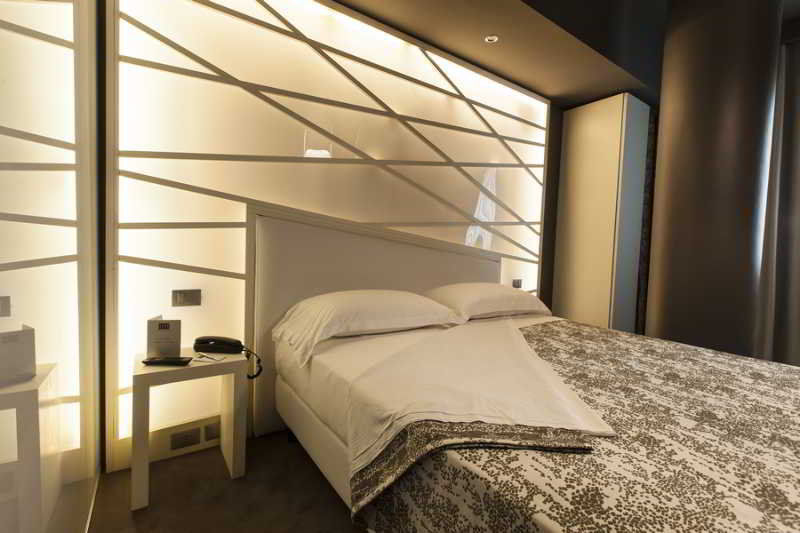 Hotel Moderno 4*