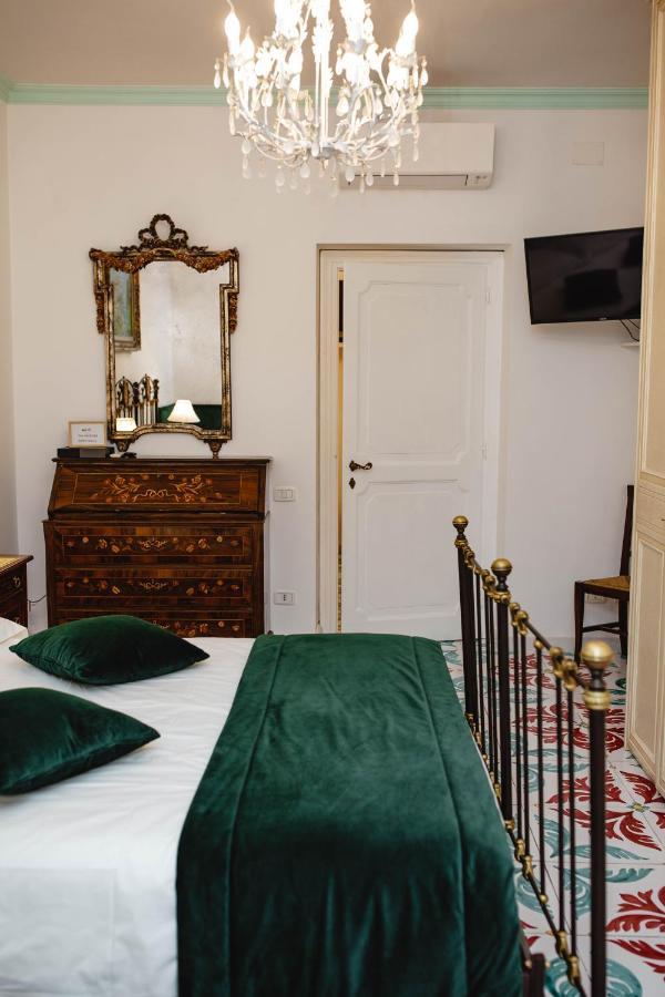 Affittacamere Delfini Trevi House