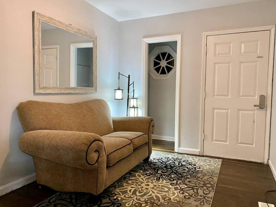 Holiday home The Harrison - 3 Bedroom Gem - Smart Tvs