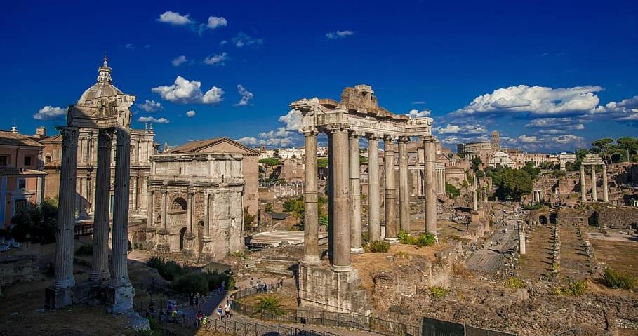 Apartment Colosseo-fori Imperiali Storico *