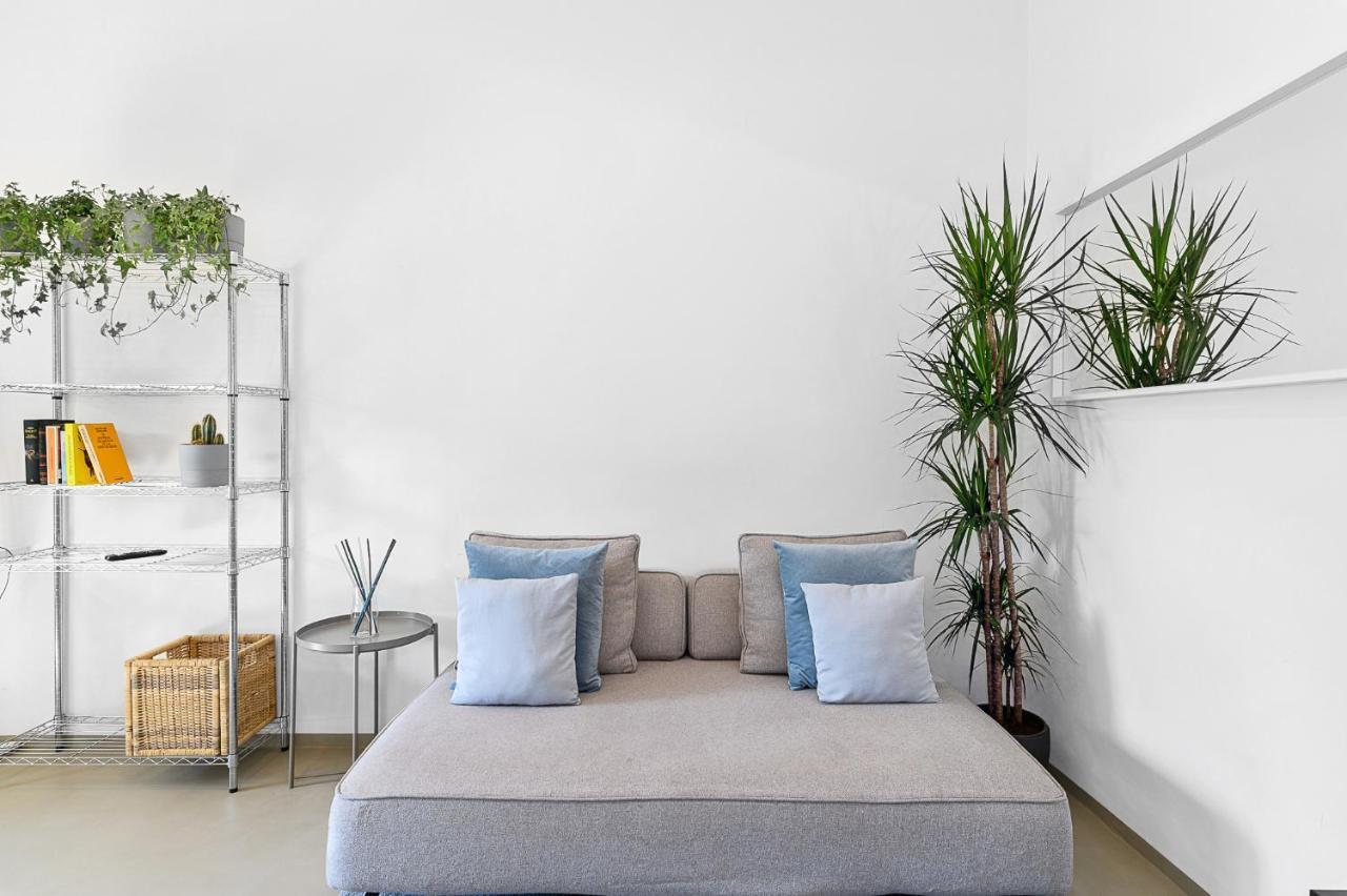 Apartment Modern & Cozy With Balcony