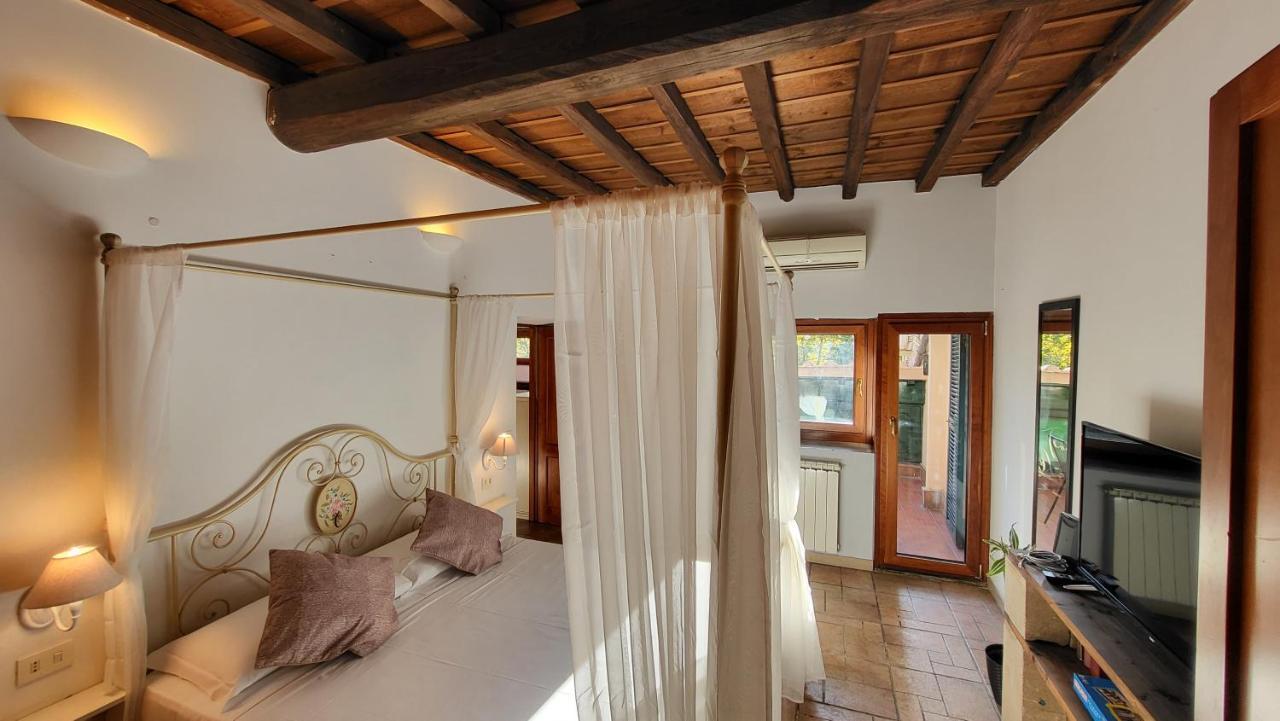 Grottini Charme Penthouse ~ Historic Center Rome
