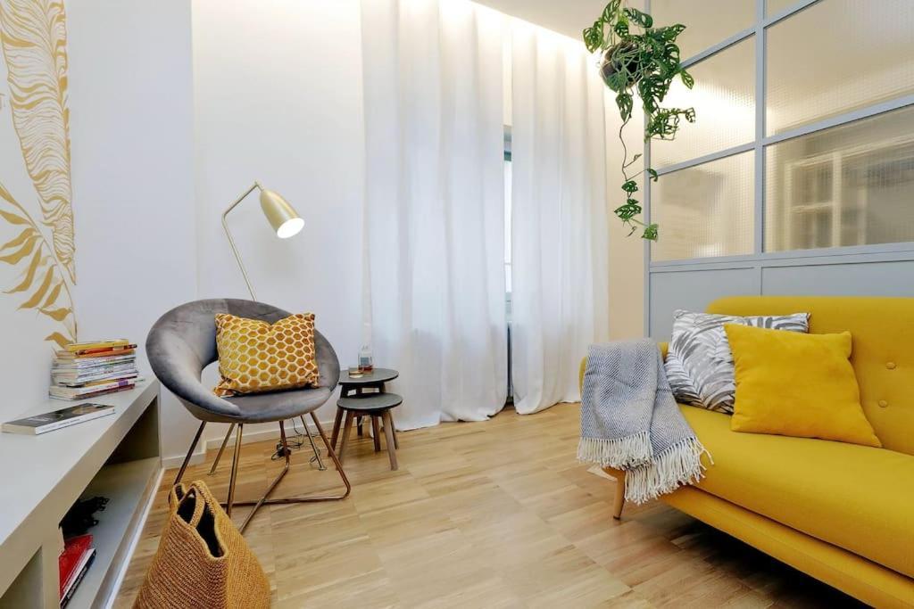 Ych-renovated And Design Flat Close To The Center Apartment Rome