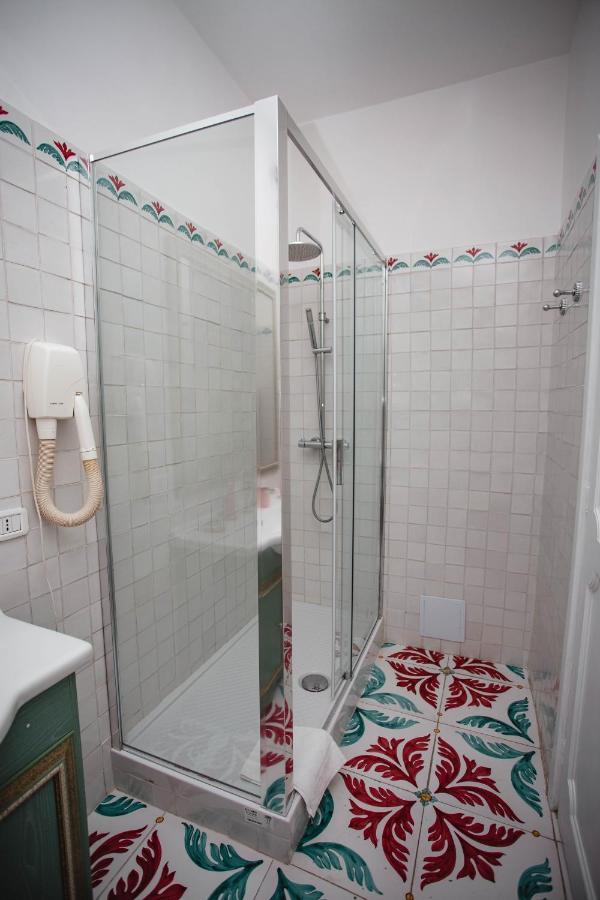 Affittacamere Delfini Trevi House