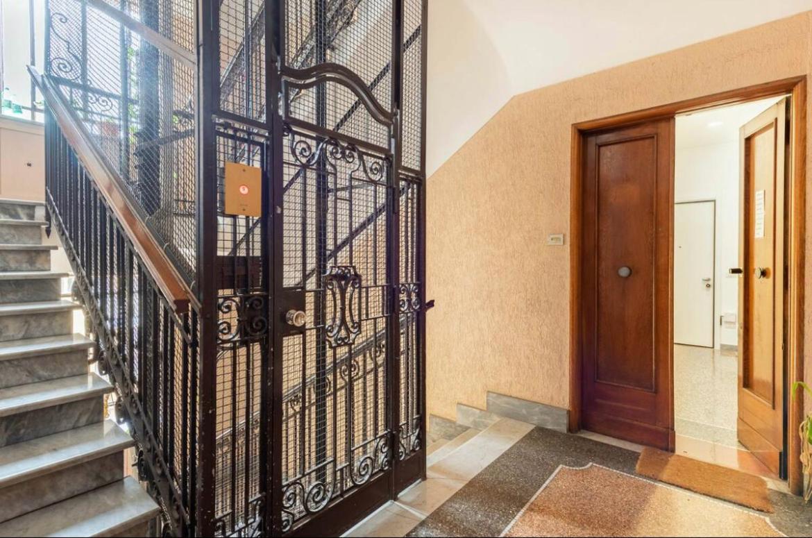 Private Guest house *