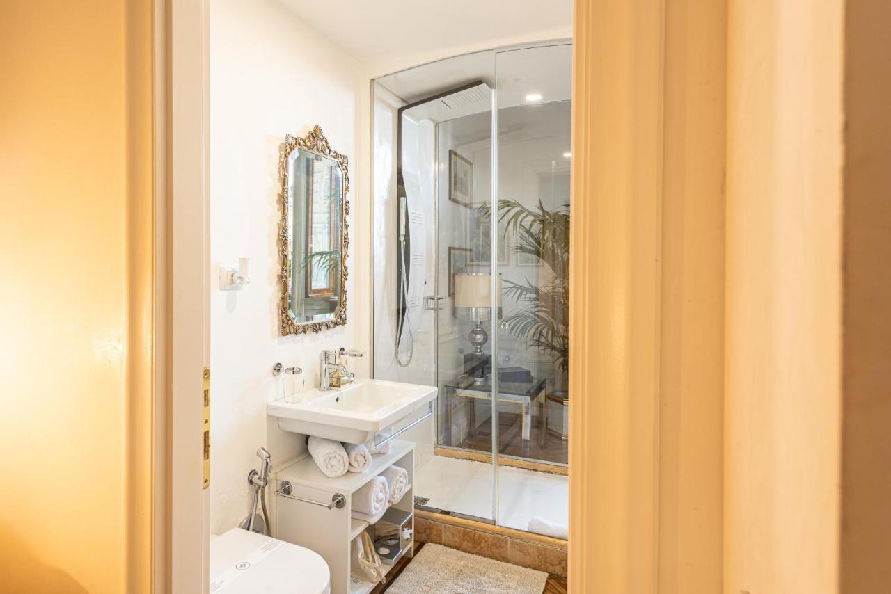 Colosseum Palace Star Guest house Rome