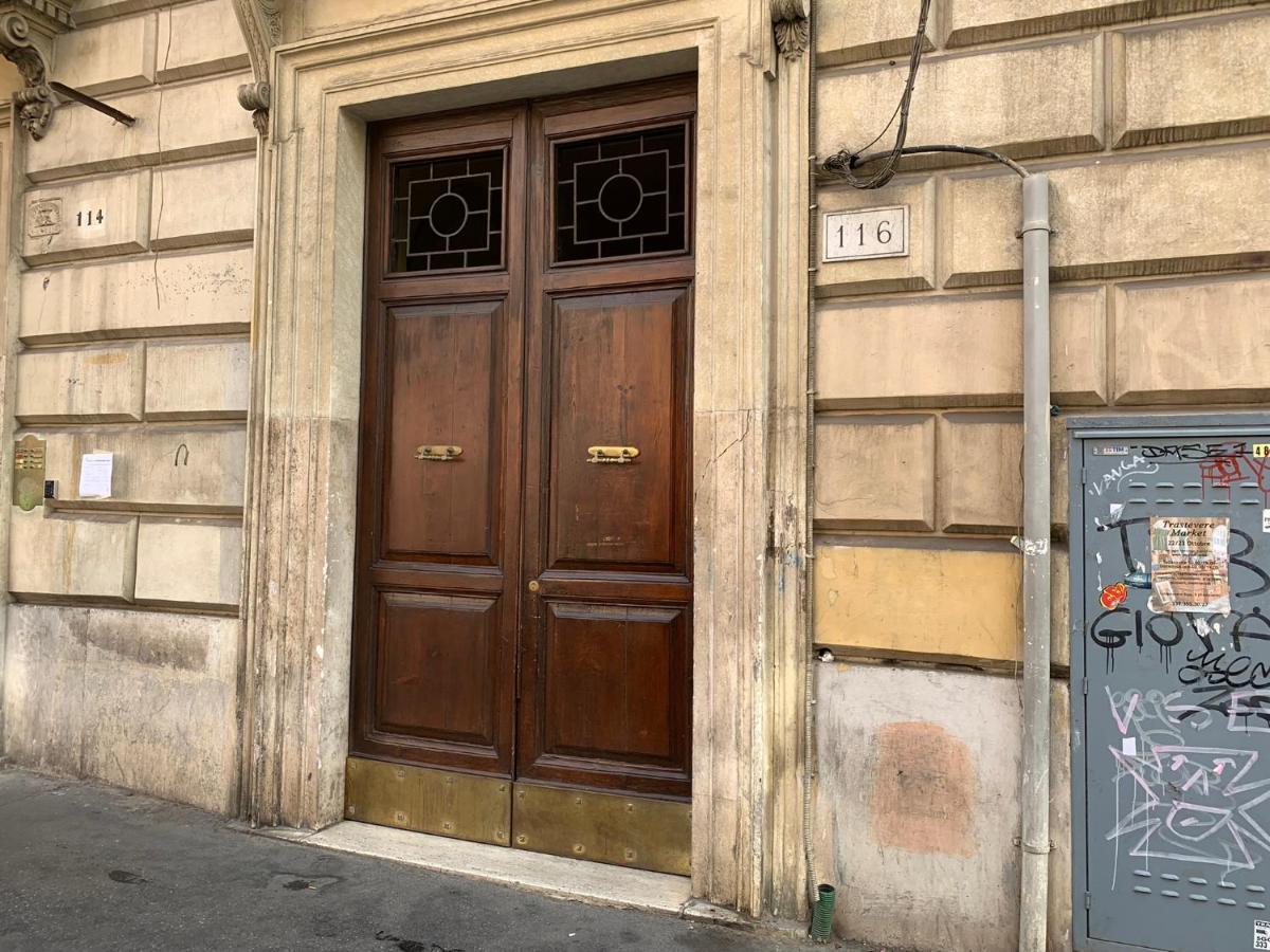 Apartment Cavour's Rome