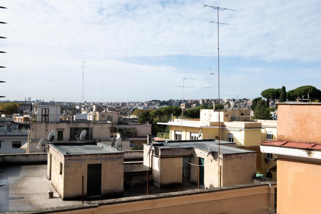 Apartment Romantic Tiny House Aventino Rome