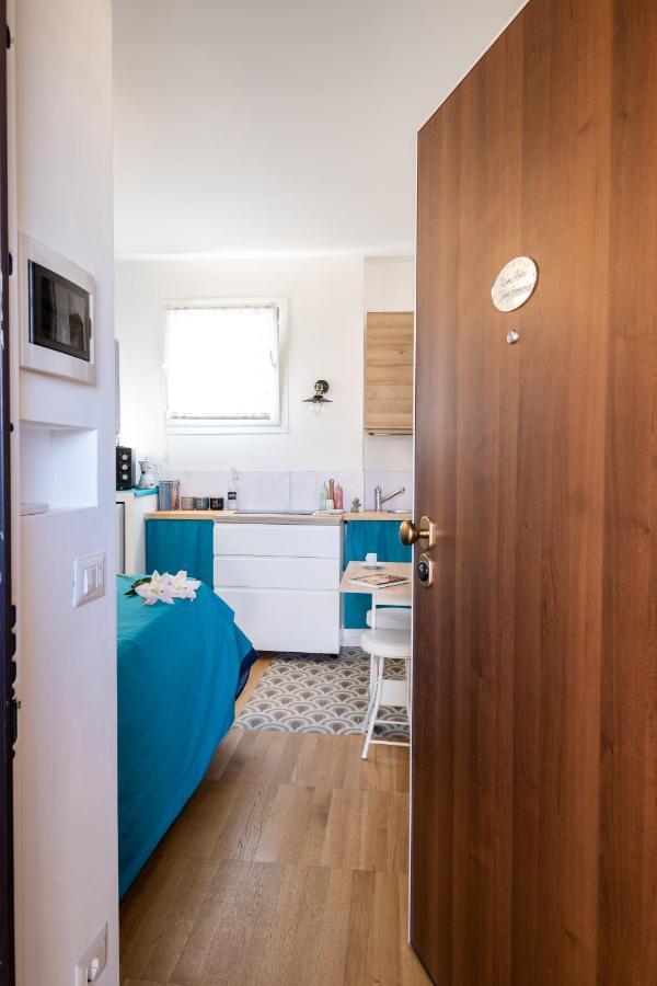 Romantic Tiny House Aventino Apartment *