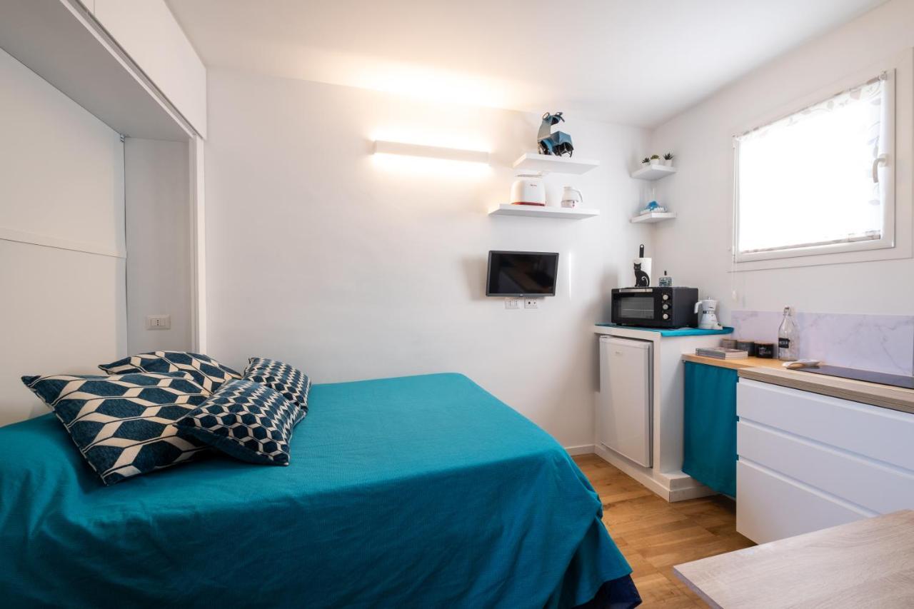 Romantic Tiny House Aventino * Rome