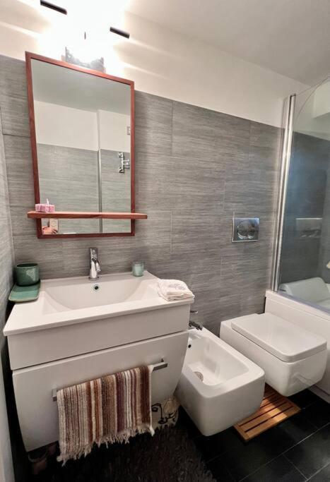 Lovely Mid-century With Stunning Terrace * Rome
