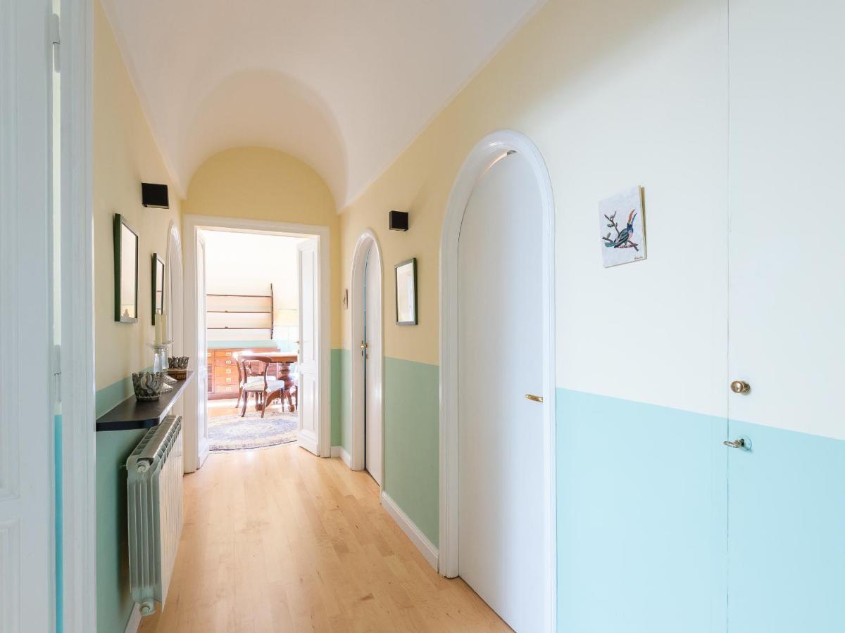 Spanish Steps Luxury Fashion Apartment