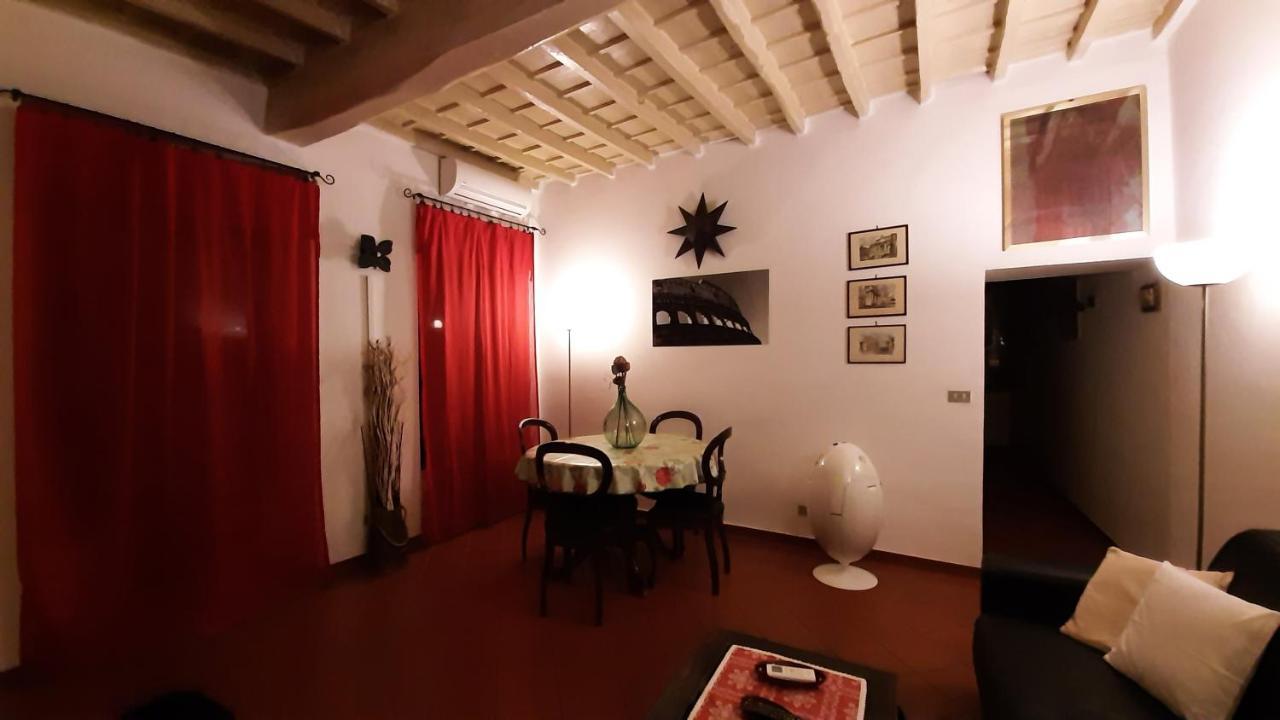 Holiday home Alloggio Via Del Governo Vecchio 34 *
