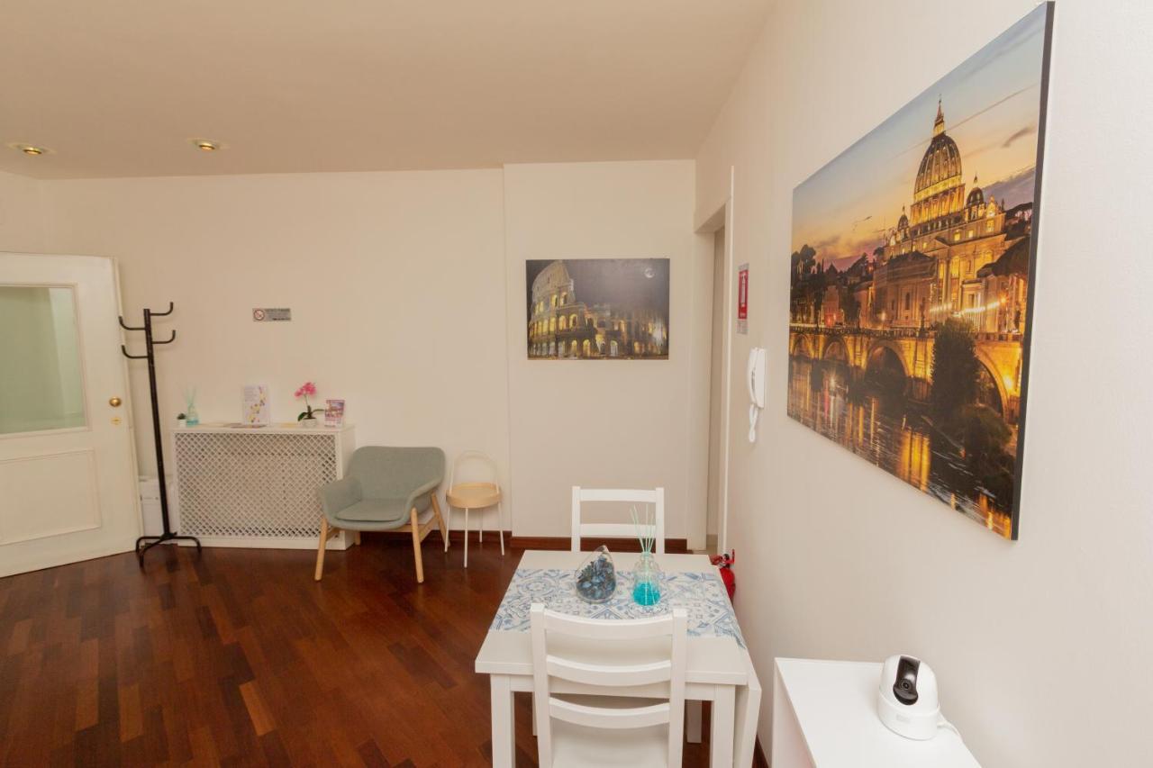 Aurelio Deluxe Rome