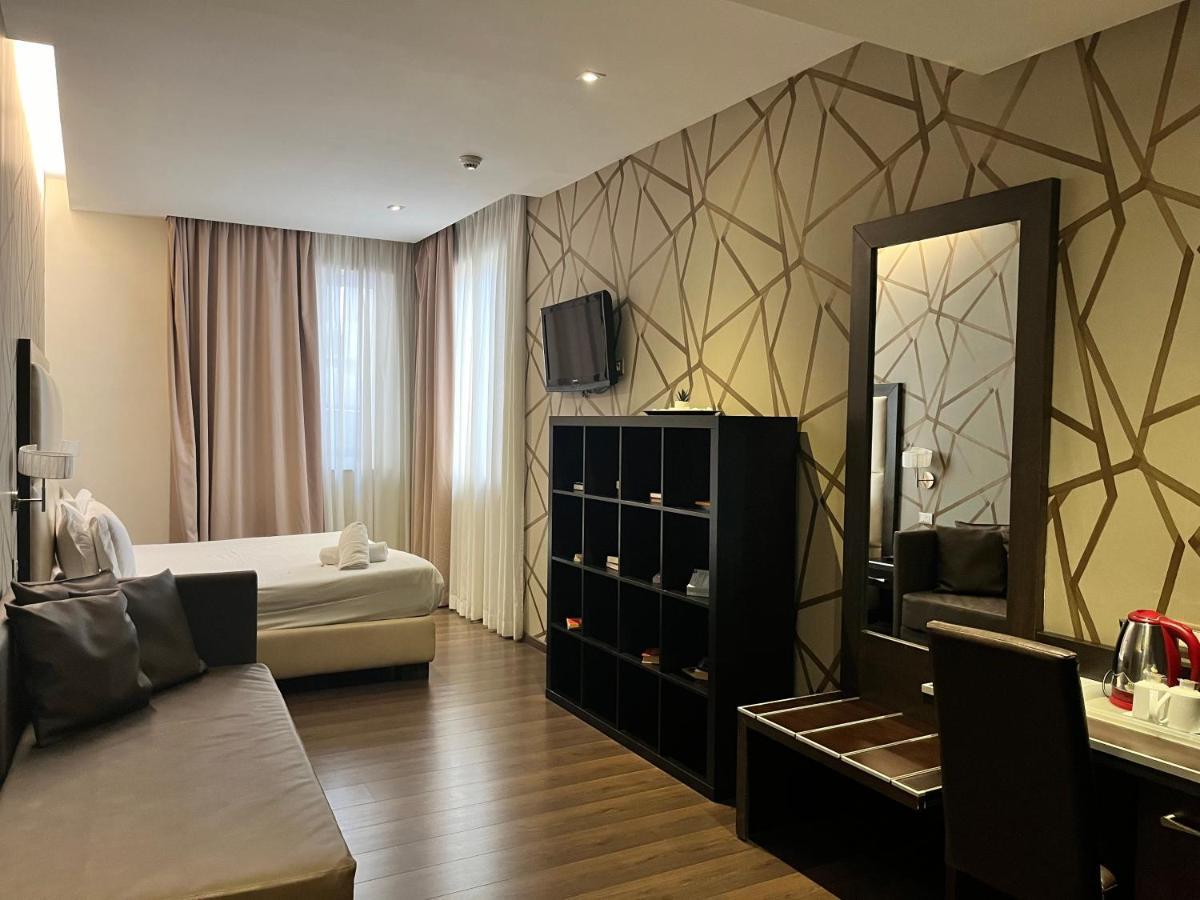 Hotel Catone District Rome