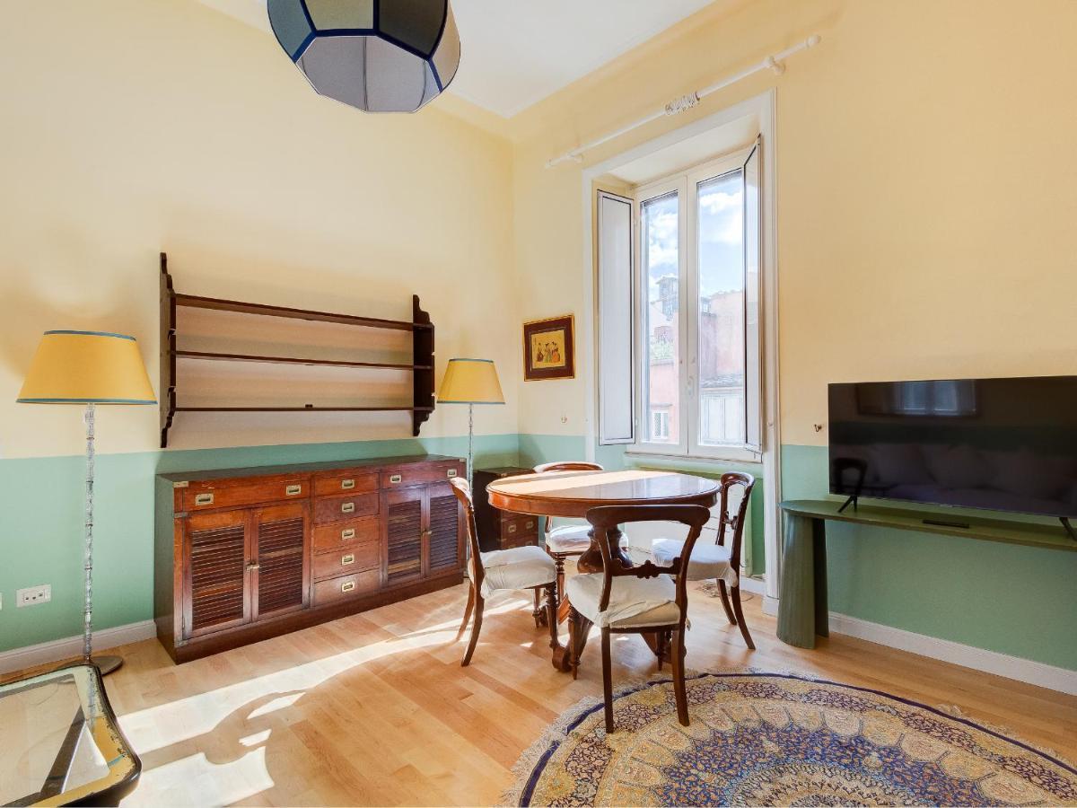 Spanish Steps Luxury Fashion Apartment *