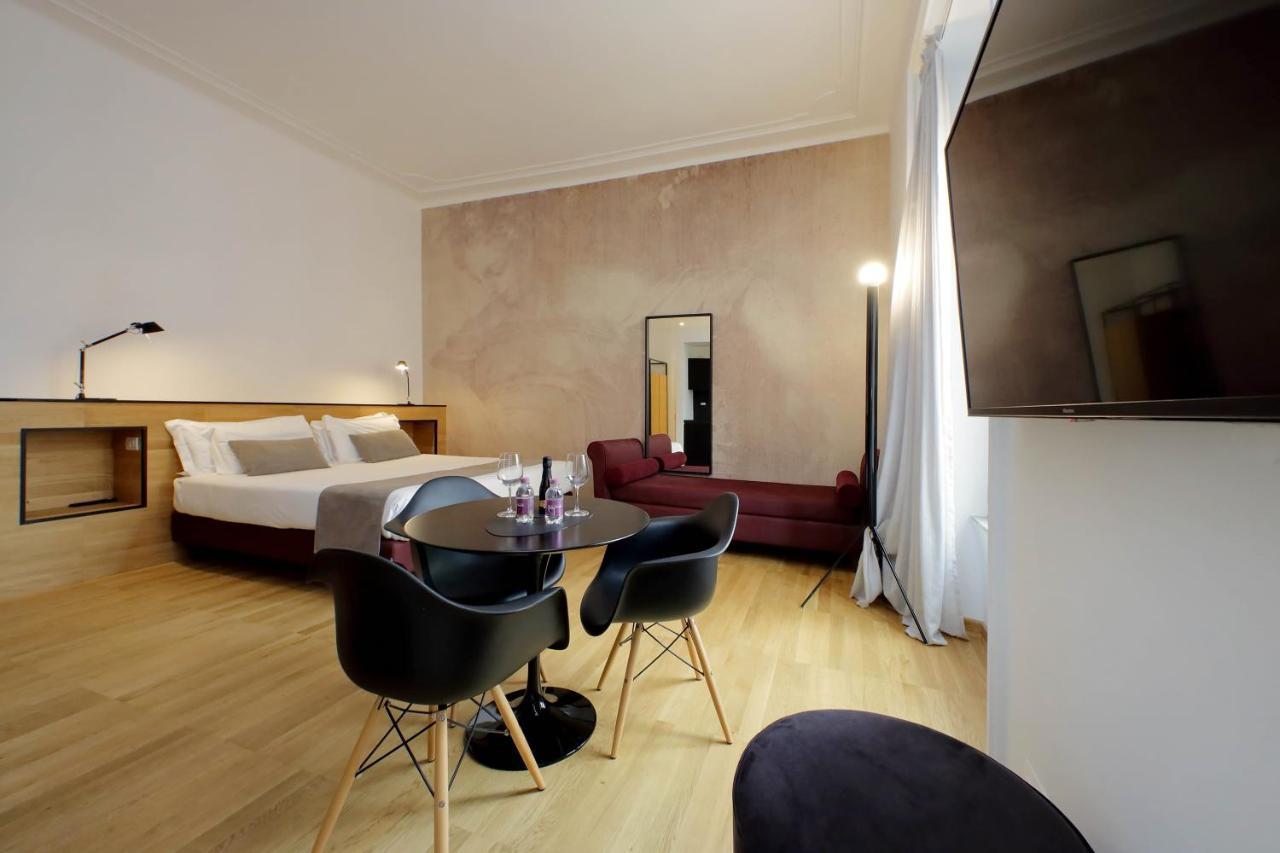 Youroom Abruzzi Guest house Rome