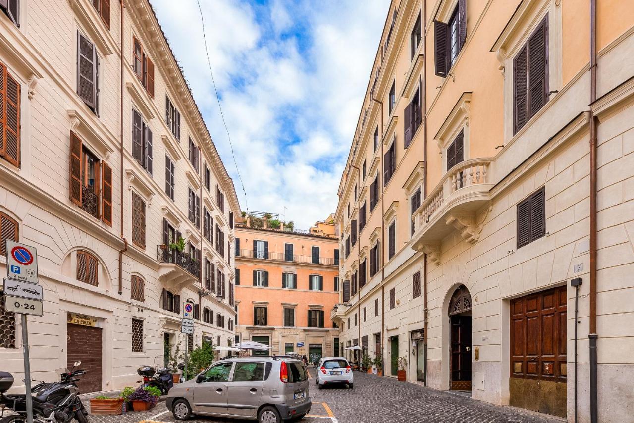Pantheon Luxury House