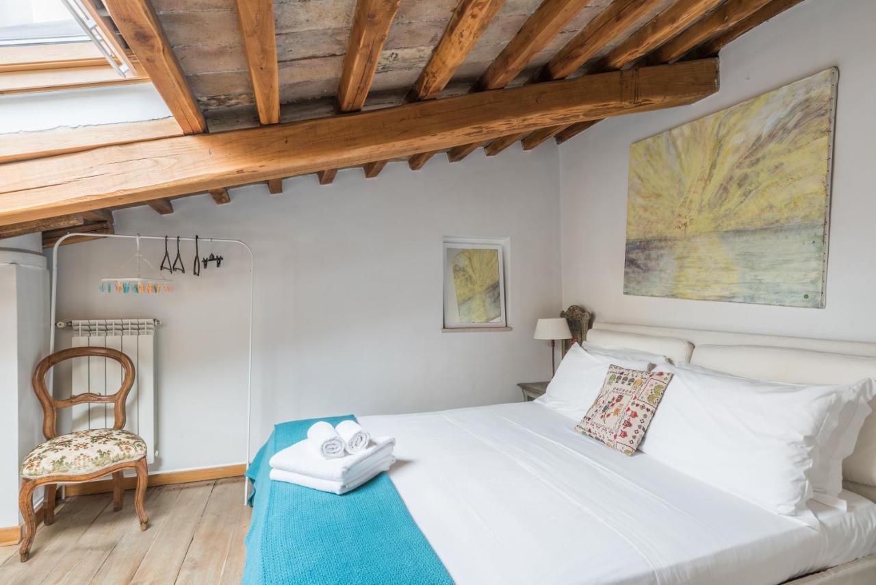 Cozy Wooden Apt In Piazza Navona * Roma