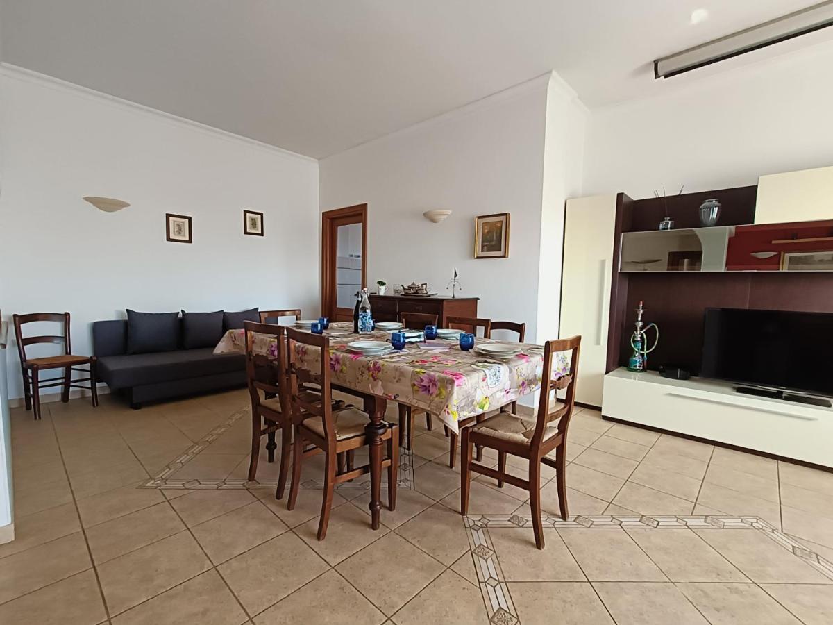 Avellini - Delightful And Spacious With Terrace - Near Metro A Cornelia Apartment Rome