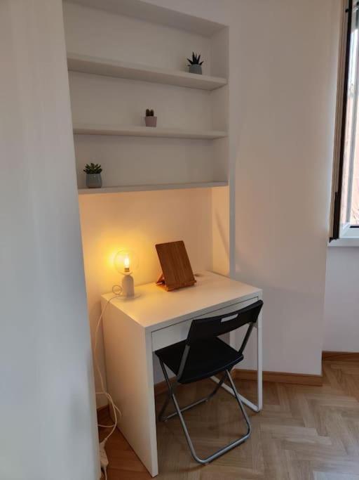 Appartamento White & Wood House In