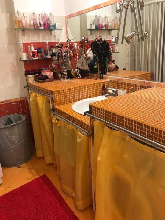 Confortevole Per 5 Persone A Portuense Apartment