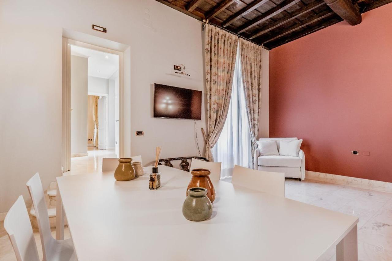 - Pietra Apartment Rome