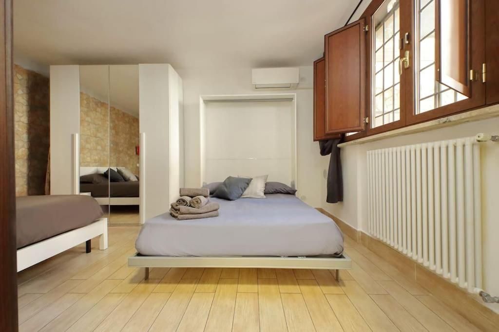 Vatican Spacious With Terrace Holiday home *
