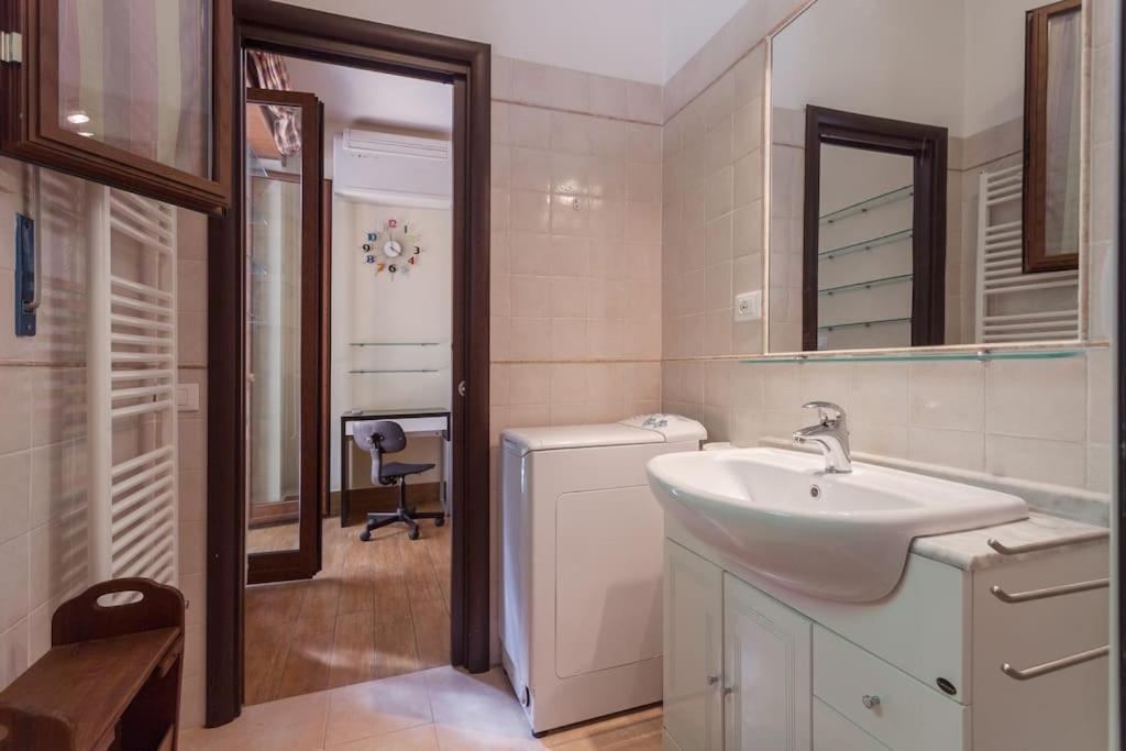 Holiday home Vatican Spacious With Terrace Rome