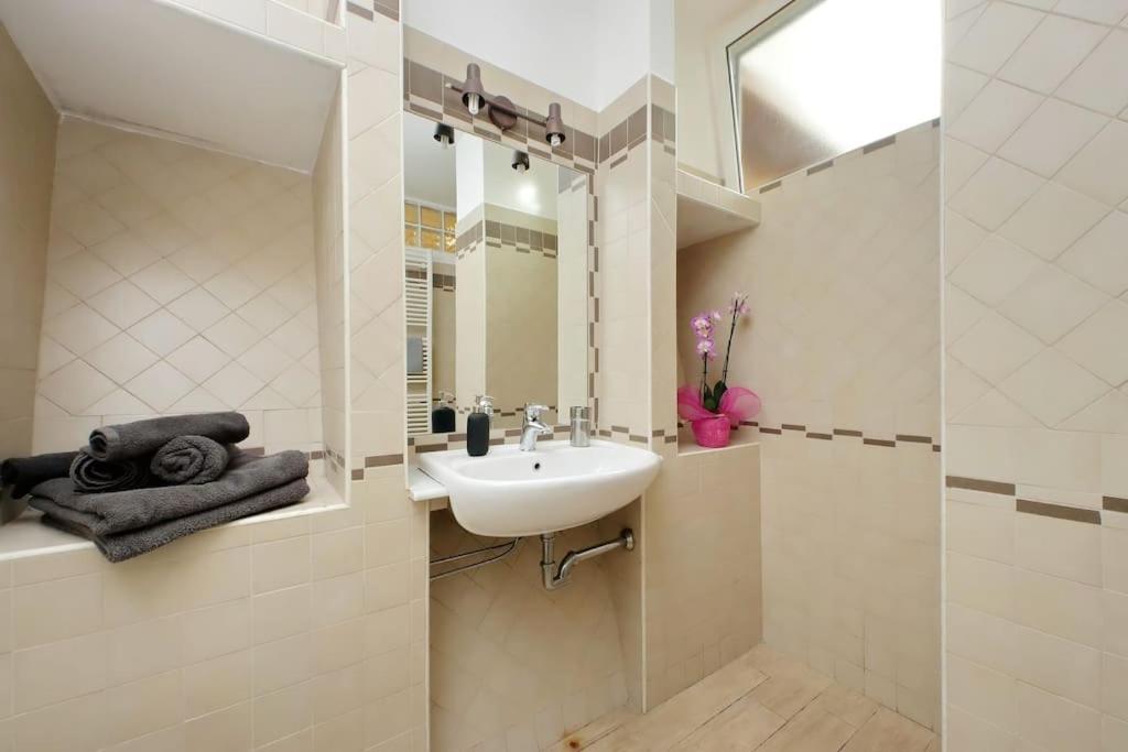 Holiday home Vatican Spacious With Terrace Rome