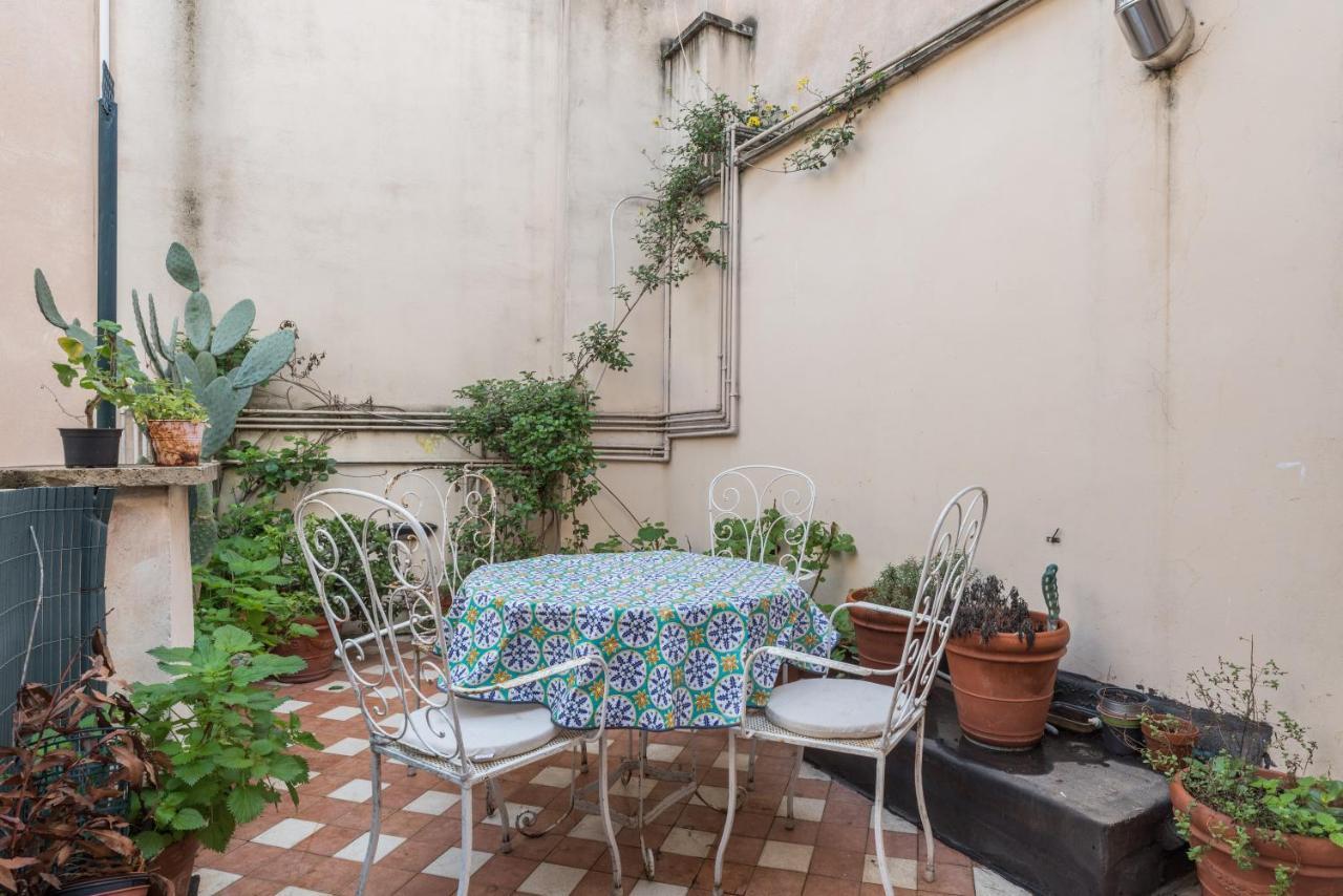 Appartamento Cozy Wooden Apt In Piazza Navona
