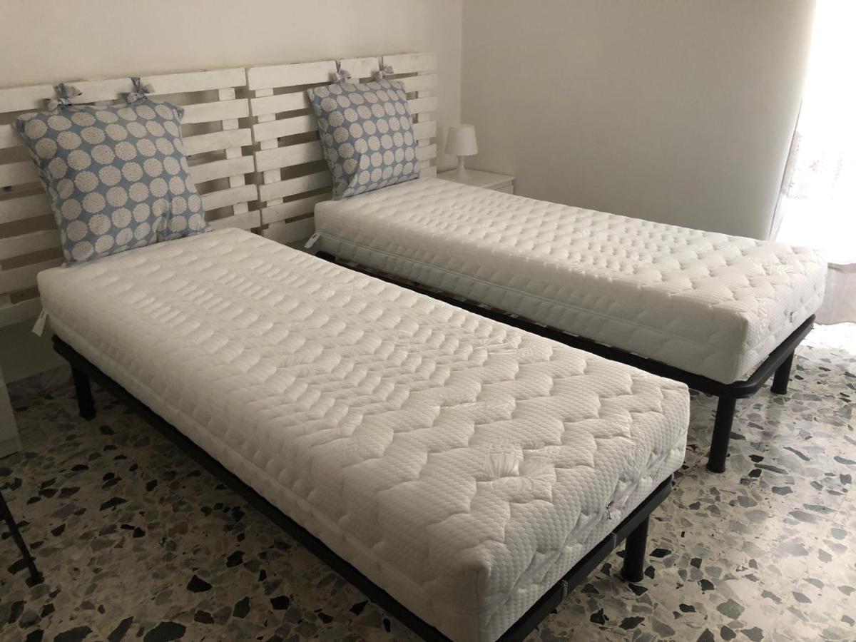 Questa Casa Non E Un Ciu-atr 9390-9 Apartment